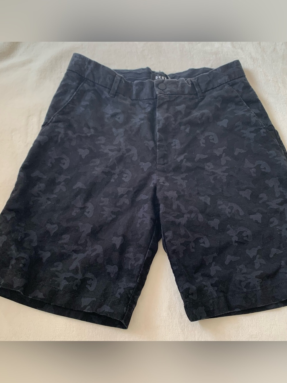 DKNY Men’s Black Linen Cotton Camouflage Shorts Size 31